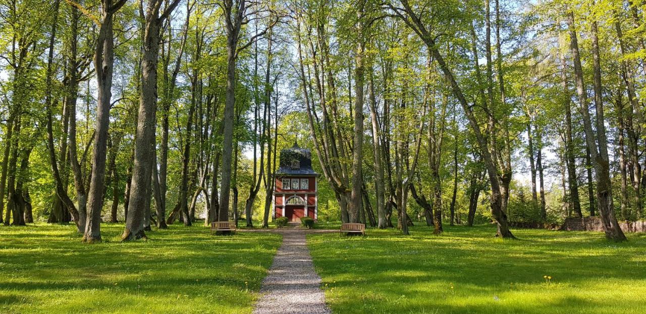 Отель Ungurmuiza Auciems Экстерьер фото